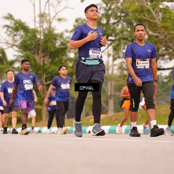 Runner Photo 7542795