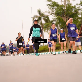 Runner Photo 7542797