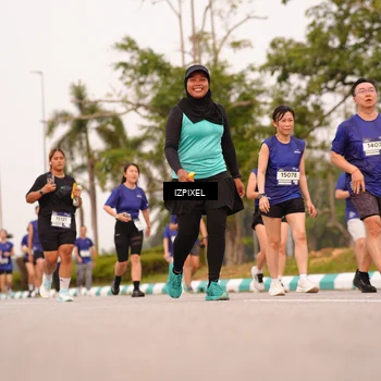 Runner Photo 7542800