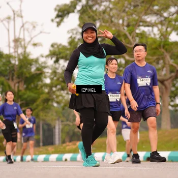 Runner Photo 7542811