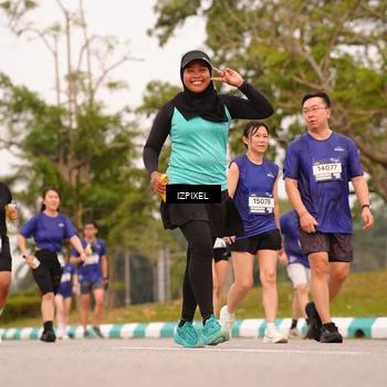 Runner Photo 7542812