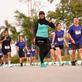 Runner Photo 7542818