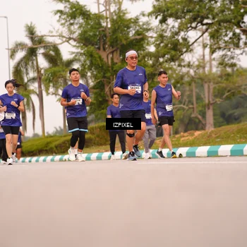 Runner Photo 7542829
