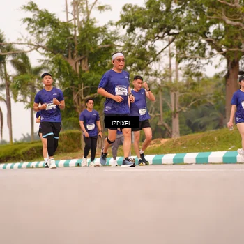 Runner Photo 7542832