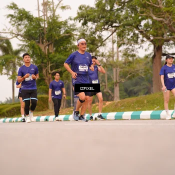 Runner Photo 7542833
