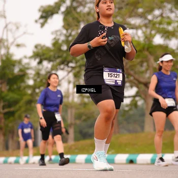Runner Photo 7542839