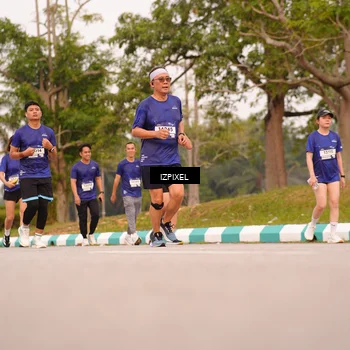 Runner Photo 7542840