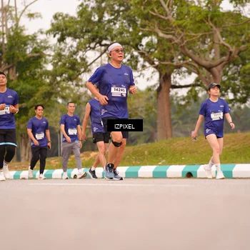 Runner Photo 7542841