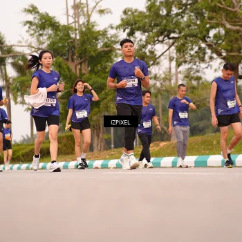 Runner Photo 7542846
