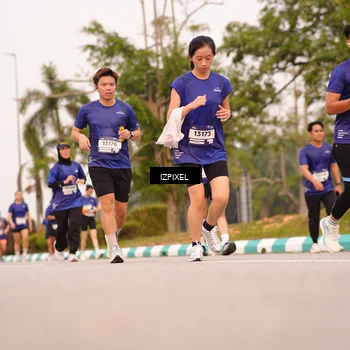 Runner Photo 7542851