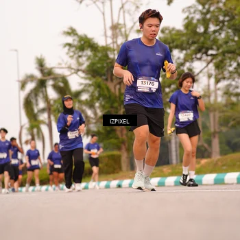 Runner Photo 7542855