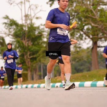 Runner Photo 7542861