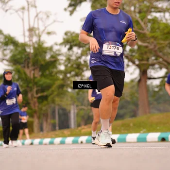 Runner Photo 7542865