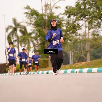 Runner Photo 7542866