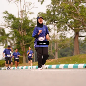 Runner Photo 7542870
