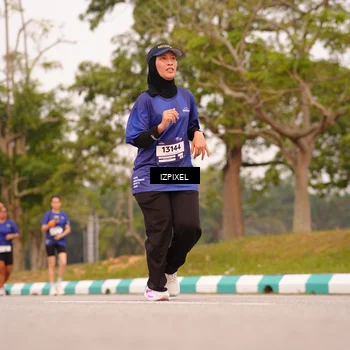 Runner Photo 7542875