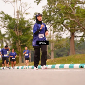 Runner Photo 7542878