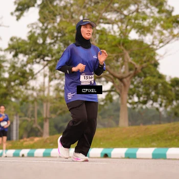 Runner Photo 7542880