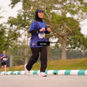 Runner Photo 7542882