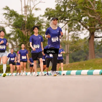Runner Photo 7542889