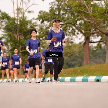 Runner Photo 7542894
