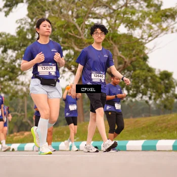 Runner Photo 7542906