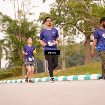 Runner Photo 7542915