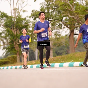 Runner Photo 7542916