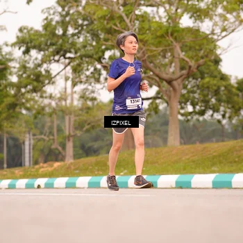 Runner Photo 7542925