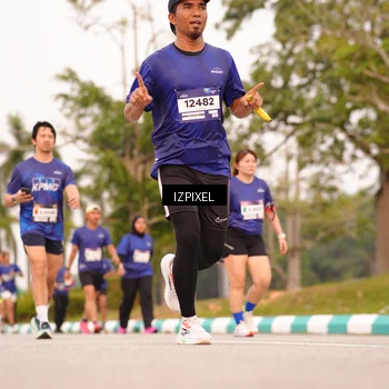 Runner Photo 7542957