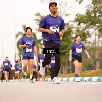 Runner Photo 7542963