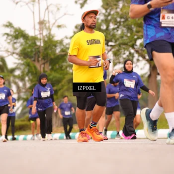 Runner Photo 7542971