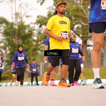 Runner Photo 7542973