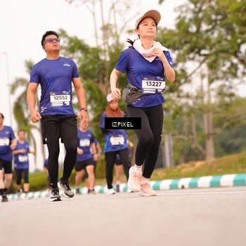 Runner Photo 7542990