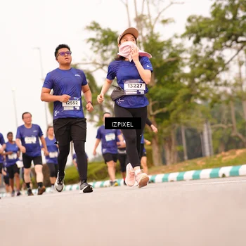 Runner Photo 7542991