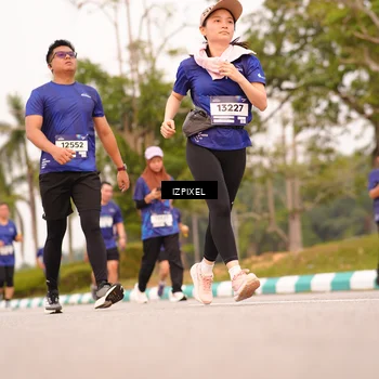 Runner Photo 7542994