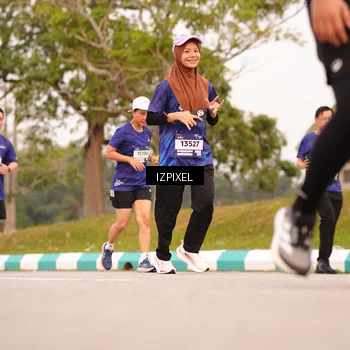 Runner Photo 7543004
