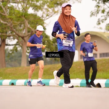 Runner Photo 7543008