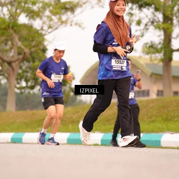 Runner Photo 7543010