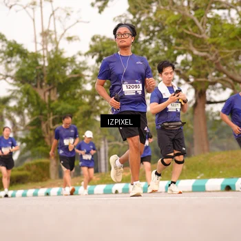 Runner Photo 7543034