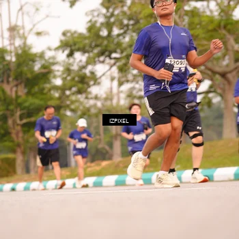 Runner Photo 7543036