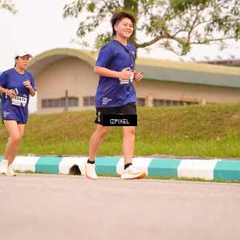 Runner Photo 7543045