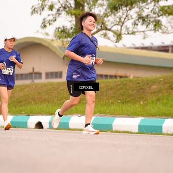 Runner Photo 7543049