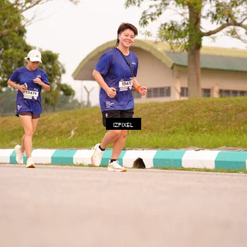 Runner Photo 7543050