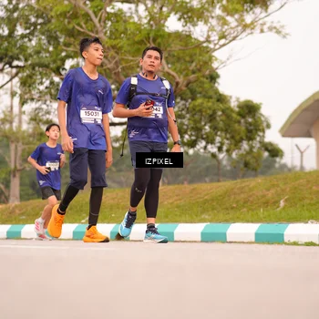 Runner Photo 7543086