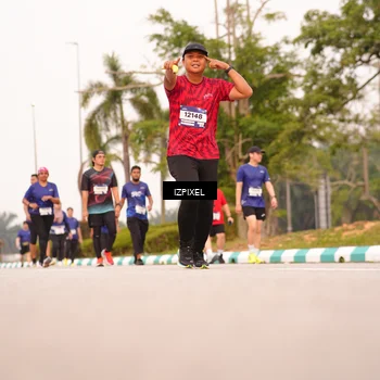 Runner Photo 7543087