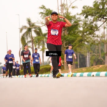 Runner Photo 7543090