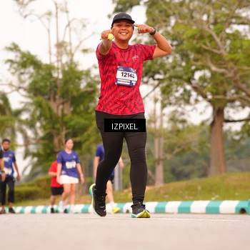 Runner Photo 7543100