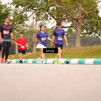 Runner Photo 7543104