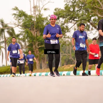Runner Photo 7543118